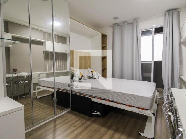 Kitnet aluguel em Região Imediata de São Paulo, Região Metropolitana de São Paulo