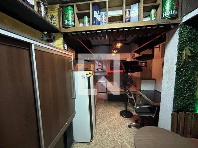 Kitnet aluguel em Bento Ribeiro, Rio de Janeiro