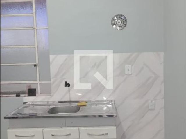 Kitnet aluguel em Região Geográfica Imediata do Rio de Janeiro, Região Metropolitana do Rio de Janeiro