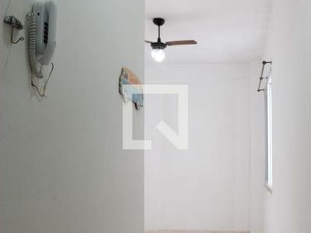 Kitnet aluguel em Região Imediata de Santos, Região Metropolitana da Baixada Santista