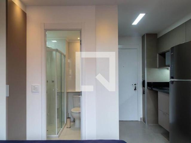 Kitnet aluguel em Região Imediata de São Paulo, Região Metropolitana de São Paulo