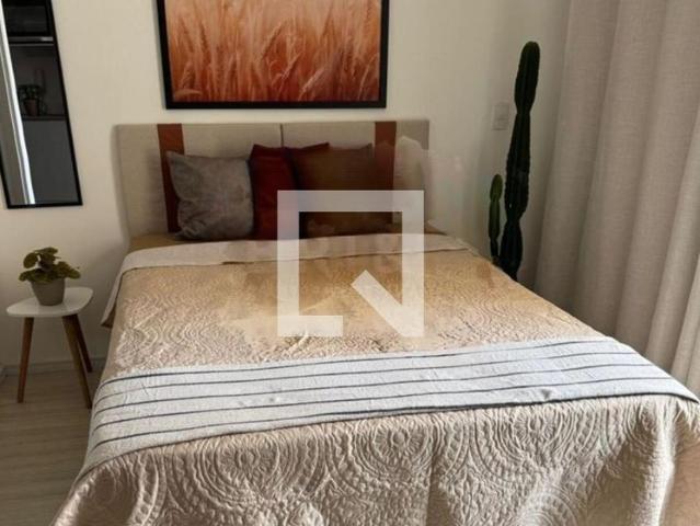 Kitnet aluguel em Região Imediata de São Paulo, Região Metropolitana de São Paulo