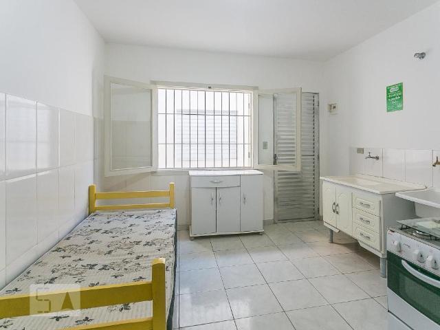 Kitnet aluguel em Região Imediata de São Paulo, Região Metropolitana de São Paulo