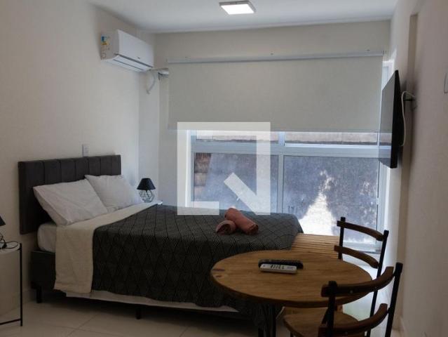 Kitnet aluguel em Região Imediata de São Paulo, Região Metropolitana de São Paulo