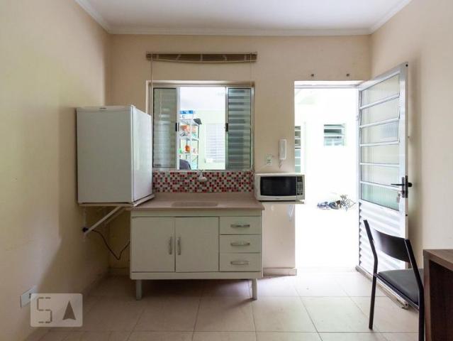 Kitnet aluguel em Região Imediata de São Paulo, Região Metropolitana de São Paulo