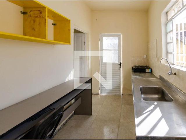 Kitnet aluguel em Região Geográfica Imediata de Belo Horizonte, Região Metropolitana de Belo Horizonte