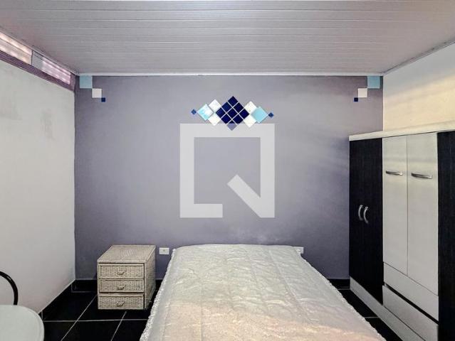 Kitnet aluguel em Região Imediata de São Paulo, Região Metropolitana de São Paulo