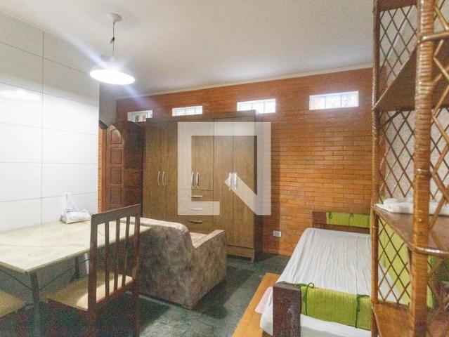 Kitnet aluguel em Região Imediata de São Paulo, Região Metropolitana de São Paulo