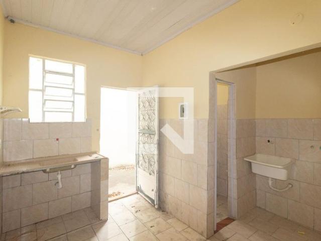 Kitnet aluguel em Região Geográfica Imediata do Rio de Janeiro, Região Metropolitana do Rio de Janeiro