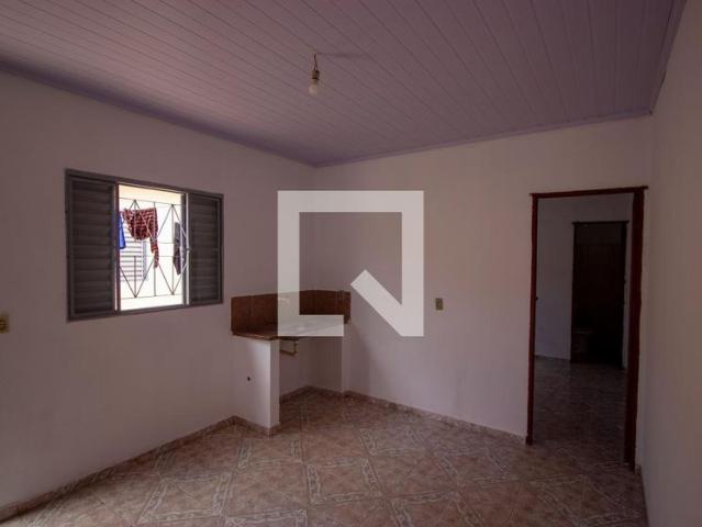 Kitnet aluguel em Região Geográfica Imediata do Distrito Federal, Região Integrada de Desenvolvimento do Distrito Federal e Entorno
