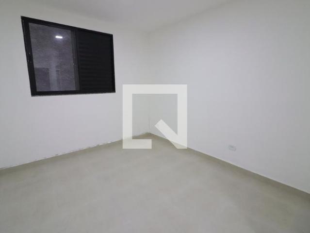 Kitnet aluguel em Região Imediata de São Paulo, Região Metropolitana de São Paulo