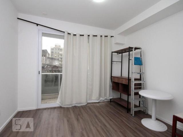 Kitnet aluguel em Região Imediata de São Paulo, Região Metropolitana de São Paulo