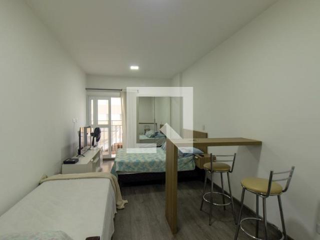 Estudio aluguel em Curitiba, Centro