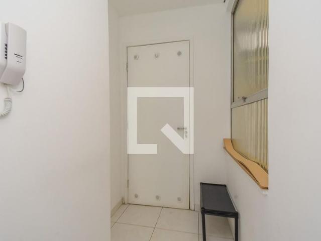 Kitnet aluguel em Região Imediata de São Paulo, Região Metropolitana de São Paulo