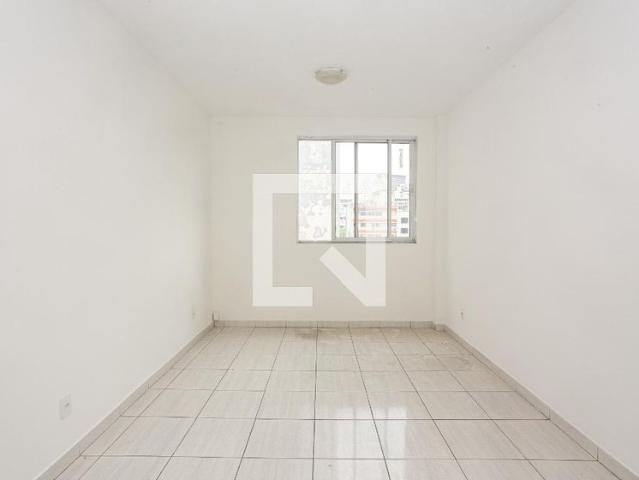 Kitnet aluguel em República, São Paulo