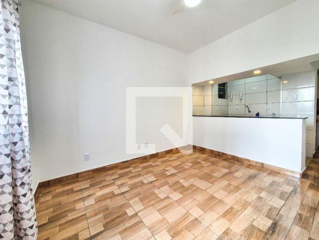 Kitnet aluguel em República, São Paulo