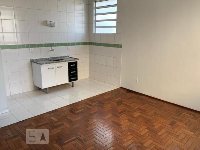 Kitnet aluguel em Região Imediata de São Paulo, Região Metropolitana de São Paulo