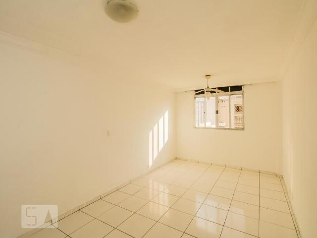 Kitnet aluguel em Região Imediata de São Paulo, Região Metropolitana de São Paulo