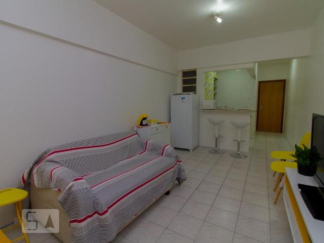 Kitnet aluguel em Região Geográfica Imediata de Florianópolis, Desterro