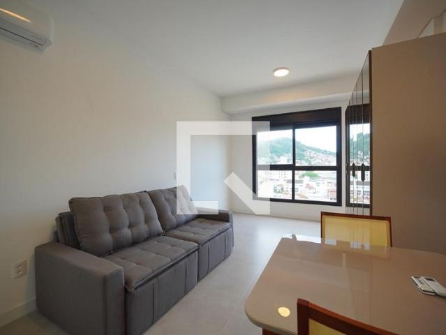 Apartamento aluguel em Região Geográfica Imediata de Florianópolis, Desterro