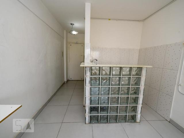 Kitnet aluguel em Região Imediata de São Paulo, Região Metropolitana de São Paulo