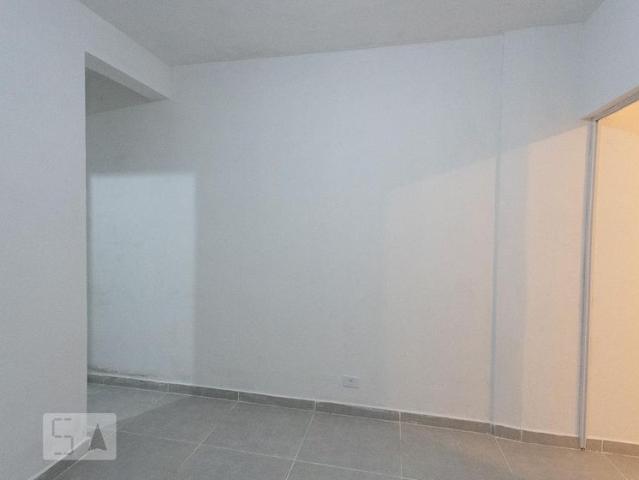 Kitnet aluguel em Vila Maria Leonor, Diadema
