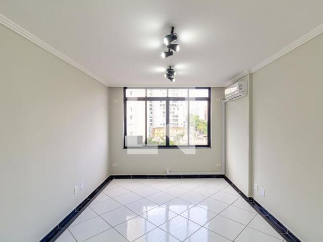 Kitnet venda em Região Imediata de São Paulo, Região Metropolitana de São Paulo