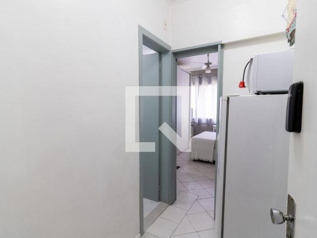 Kitnet aluguel em Centro Histórico, Rio Grande do Sul