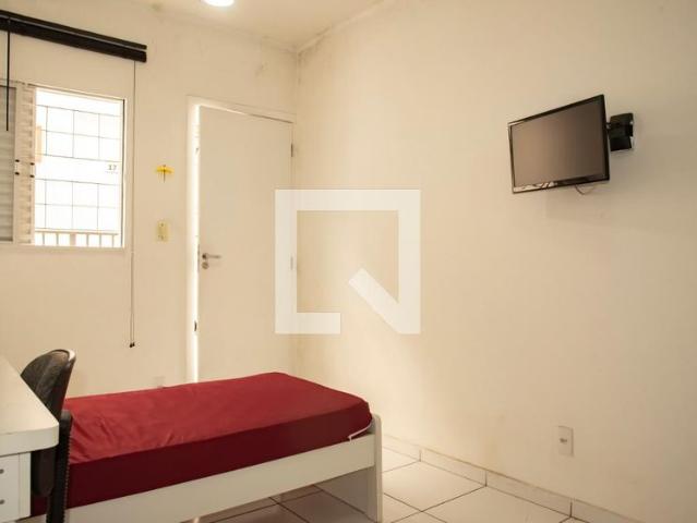 Kitnet aluguel em Região Imediata de São Paulo, Região Metropolitana de São Paulo