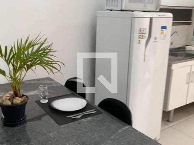 Kitnet aluguel em Região Imediata de São Paulo, Região Metropolitana de São Paulo