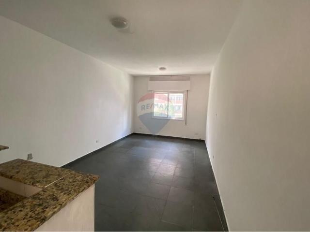 Kitnet aluguel em Região Imediata de São Paulo, Região Metropolitana de São Paulo
