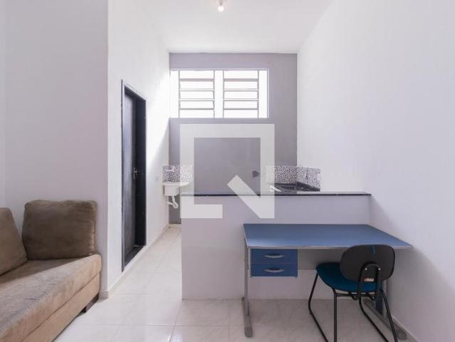 Kitnet aluguel em Região Imediata de São José dos Campos, Região Metropolitana do Vale do Paraíba e Litoral Norte
