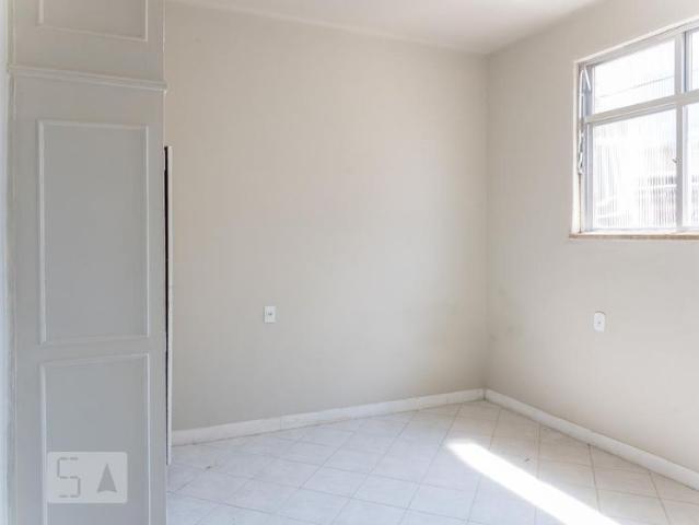 Kitnet aluguel em Região Geográfica Imediata do Rio de Janeiro, Região Metropolitana do Rio de Janeiro