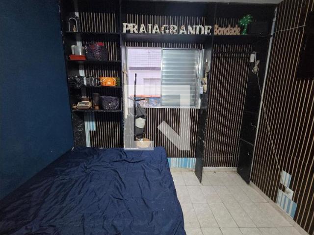 Kitnet aluguel em Região Imediata de Santos, Região Metropolitana da Baixada Santista