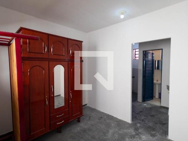 Kitnet aluguel em Barão Geraldo, São Thomé das Letras