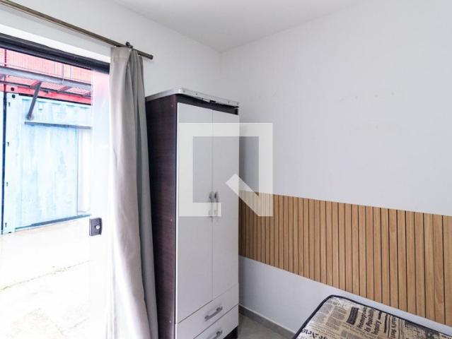 Kitnet aluguel em Região Imediata de São Paulo, Região Metropolitana de São Paulo