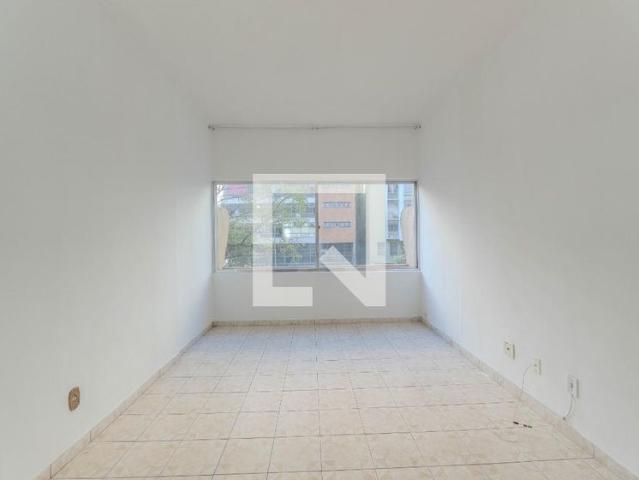 Kitnet aluguel em Região Imediata de São Paulo, Região Metropolitana de São Paulo