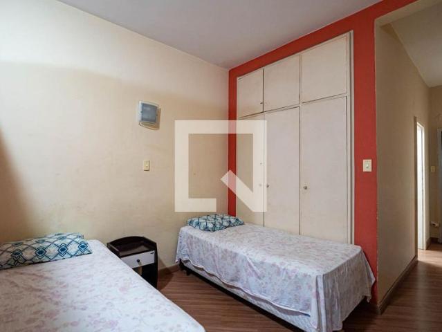 Kitnet aluguel em Região Imediata de São Paulo, Região Metropolitana de São Paulo