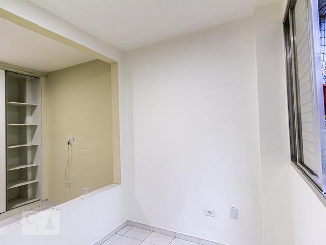 Kitnet venda em Região Imediata de São Paulo, Região Metropolitana de São Paulo