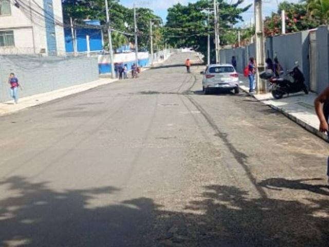 Kitnet aluguel em Região Geográfica Imediata de Salvador, Região Metropolitana de Salvador
