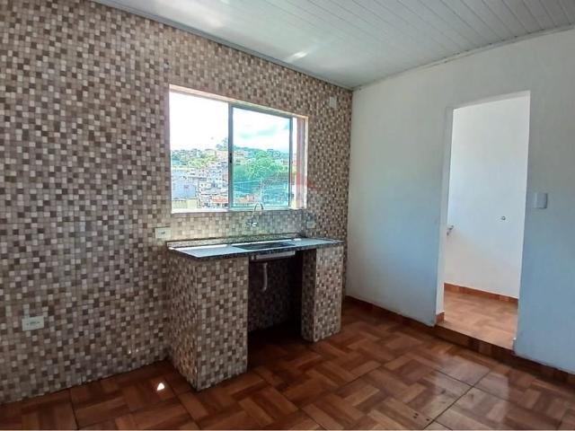 Kitnet aluguel em Região Imediata de São Paulo, Região Metropolitana de São Paulo