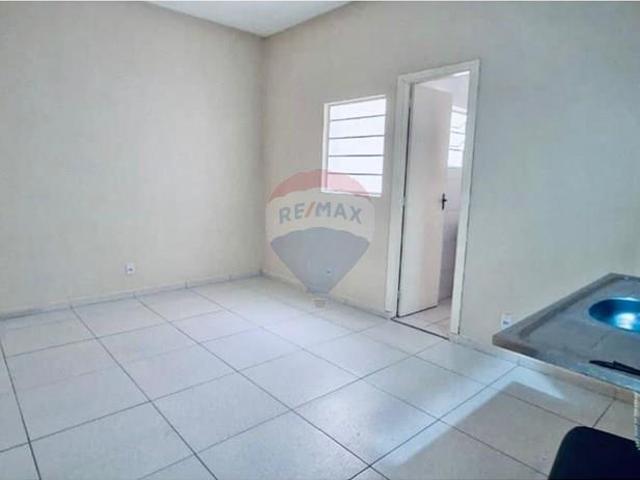 Kitnet aluguel em Região Imediata de São Paulo, Região Metropolitana de São Paulo