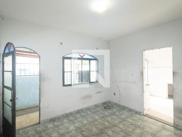 Kitnet aluguel em Região Geográfica Imediata do Rio de Janeiro, Região Metropolitana do Rio de Janeiro