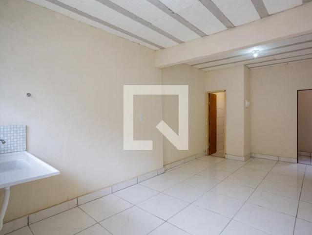 Kitnet aluguel em Região Geográfica Imediata de Belo Horizonte, Região Metropolitana de Belo Horizonte