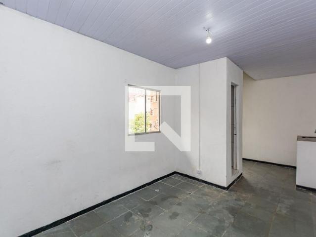 Kitnet aluguel em Região Geográfica Imediata de Belo Horizonte, Região Metropolitana de Belo Horizonte