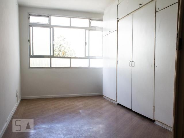 Kitnet aluguel em Região Imediata de São Paulo, Região Metropolitana de São Paulo