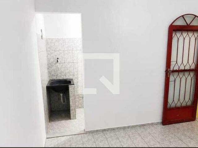 Kitnet aluguel em Região Geográfica Imediata do Rio de Janeiro, Região Metropolitana do Rio de Janeiro