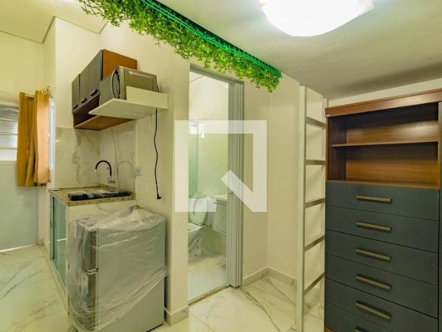 Kitnet aluguel em Região Imediata de São Paulo, Região Metropolitana de São Paulo