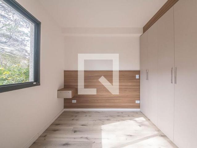 Kitnet aluguel em Região Imediata de São Paulo, Região Metropolitana de São Paulo