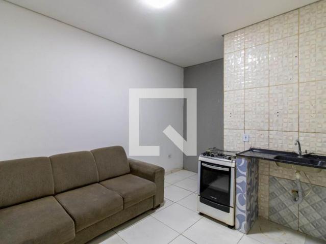 Kitnet aluguel em Região Imediata de São Paulo, Região Metropolitana de São Paulo